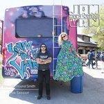 Слушать альбом - Jam in the Van - Smooth Hound Smith (2018)