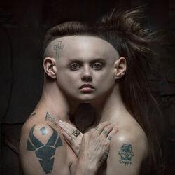 Слушать альбом - HOUSE OF ZEF