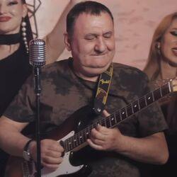 Слушать альбом - Ax Mi Ani