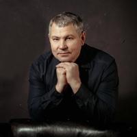 Валерий Новиков