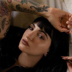 Julia Michaels