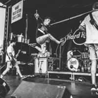Neck Deep