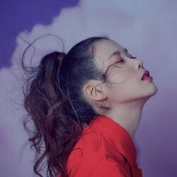 IU