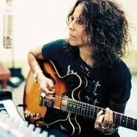 Linda Perry