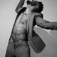 Luke James