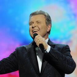 Лев Лещенко
